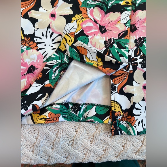 Lane Bryant floral Print pencil skirt 18 - Picture 5 of 7